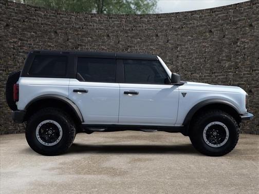Oxford White 2021 Ford Bronco Base