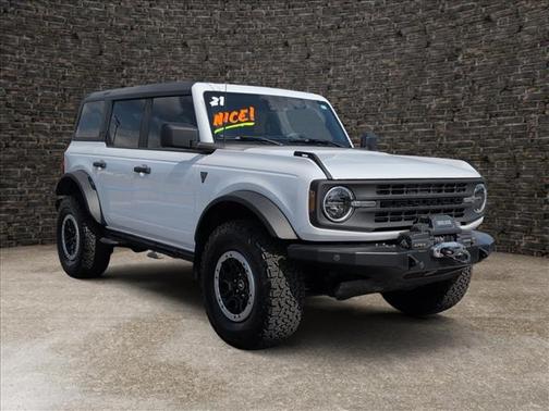Oxford White 2021 Ford Bronco Base