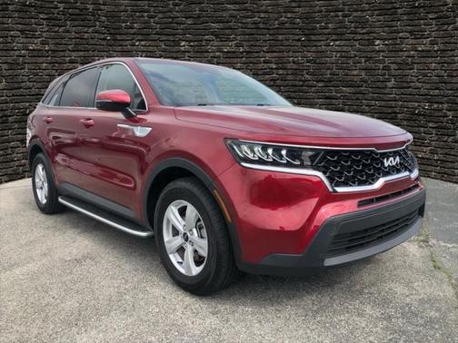 2022 Kia Sorento LX