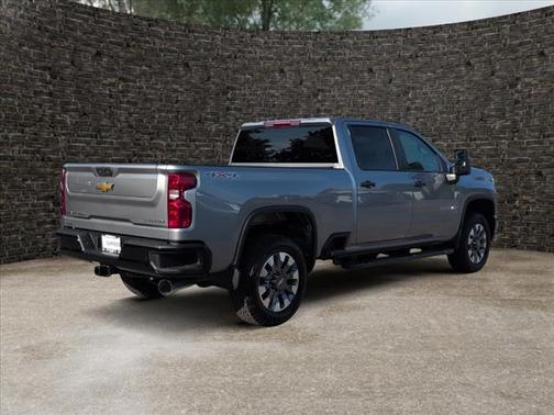 2025 Chevrolet Silverado 2500 Custom