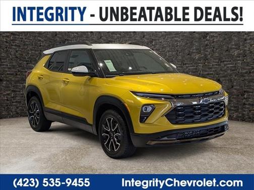 Nitro Yellow 2025 Chevrolet Trailblazer ACTIV