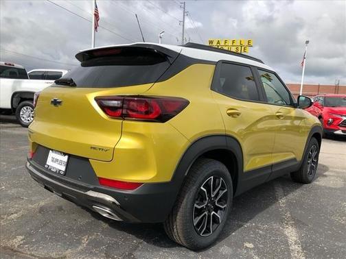 Nitro Yellow 2025 Chevrolet Trailblazer ACTIV