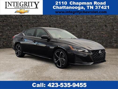 2023 Nissan Altima 2.5 SR