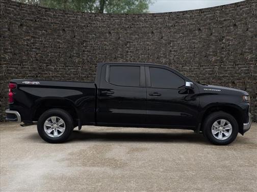 Black 2020 Chevrolet Silverado 1500 LT