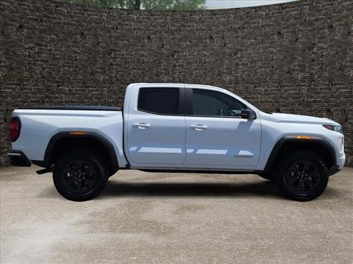 Summit White 2024 GMC Canyon Elevation