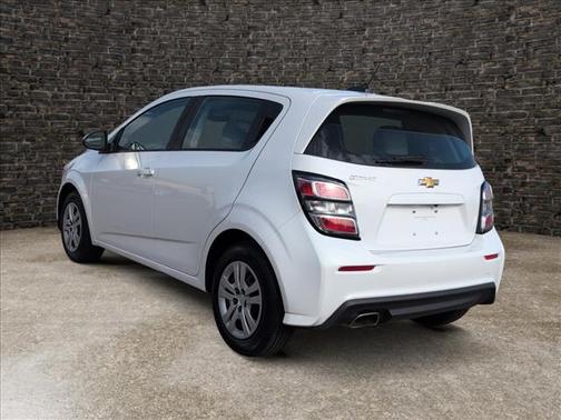 Summit White 2018 Chevrolet Sonic LT