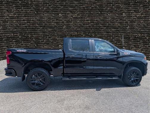 2025 Chevrolet Silverado 1500 Custom Trail Boss