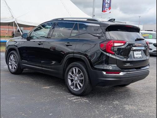 2023 GMC Terrain SLT