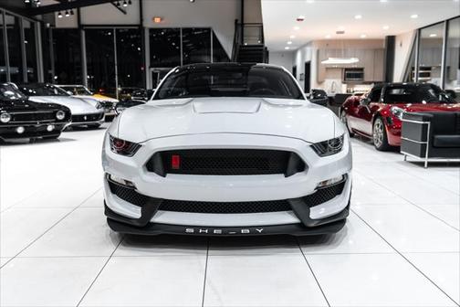 2020 Ford Shelby GT350R Base