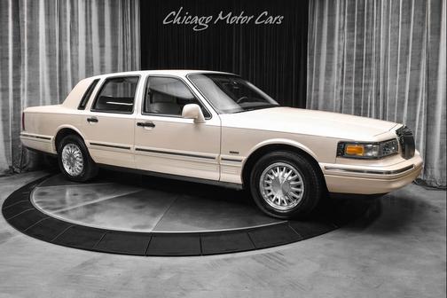 1997 Lincoln Town Car Cartier