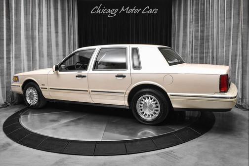 1997 Lincoln Town Car Cartier