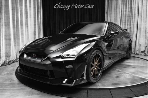 2017 Nissan GT-R Premium