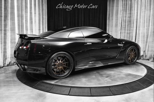 2017 Nissan GT-R Premium