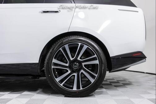 2023 Land Rover Range Rover P530 SE