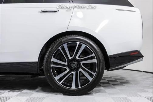 2023 Land Rover Range Rover P530 SE