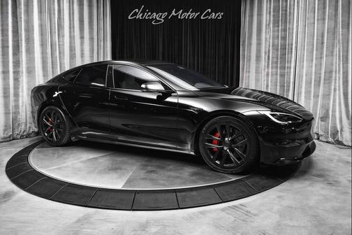 2023 Tesla Model S Plaid