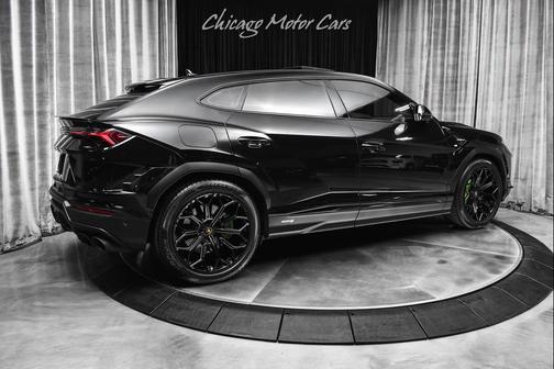 2024 Lamborghini Urus S