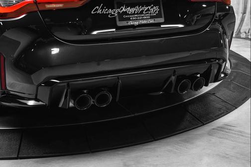 Black Sapphire Metallic 2022 BMW M4 Competition xDrive