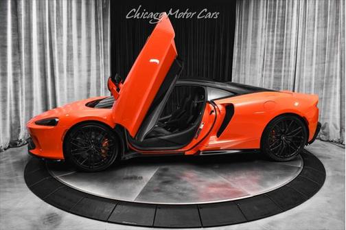 2022 McLaren GT Coupe