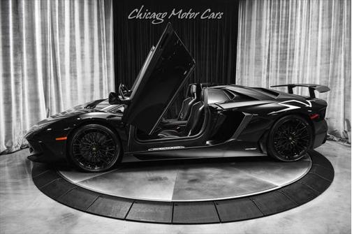 2017 Lamborghini Aventador LP750-4 Superveloce