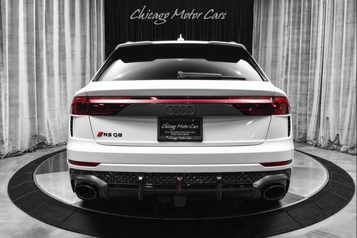 2025 Audi RS Q8 4.0T
