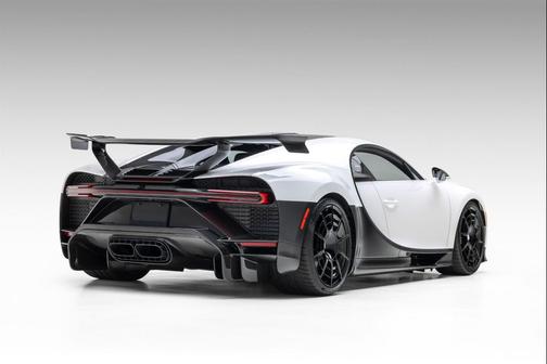 2021 Bugatti Chiron Pur Sport Coupe 1 of 60 Made! Bespoke 1 of 1 Spec! ONLY 589 Miles! LOADED!