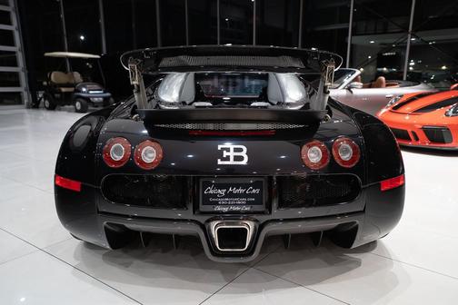 Red Metallic/Black Pearl 2008 Bugatti Veyron 16.4 Coupe