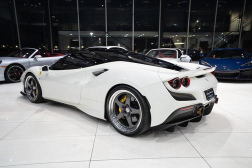 2020 Ferrari F8 Tributo Base