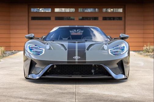 2021 Ford GT Carbon Series 1of1 Grigio Scuro Paint Akrapovi Titanium Exhaust 100 Miles