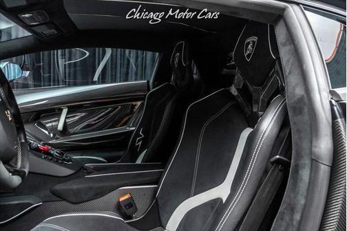 2016 Lamborghini Aventador LP750-4 Superveloce