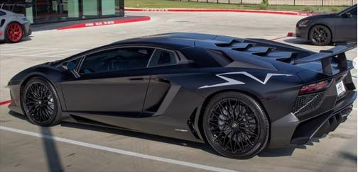2016 Lamborghini Aventador LP750-4 Superveloce
