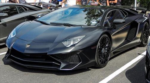 2016 Lamborghini Aventador LP750-4 Superveloce