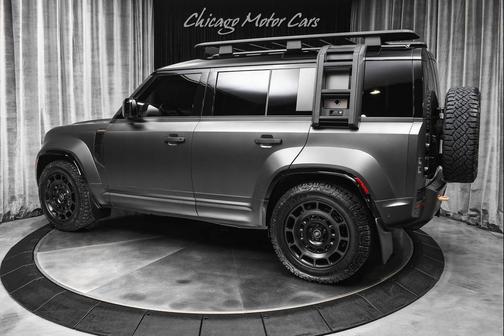 Charente Grey Metallic 2025 Land Rover Defender P635 OCTA