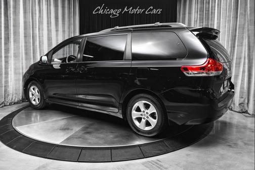 2014 Toyota Sienna LE