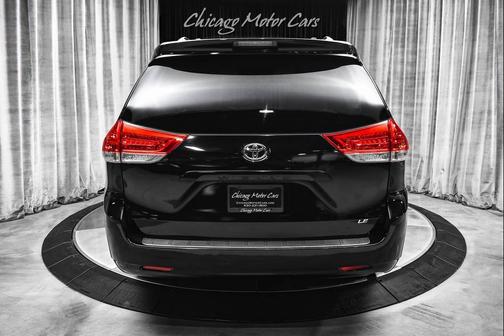 2014 Toyota Sienna LE