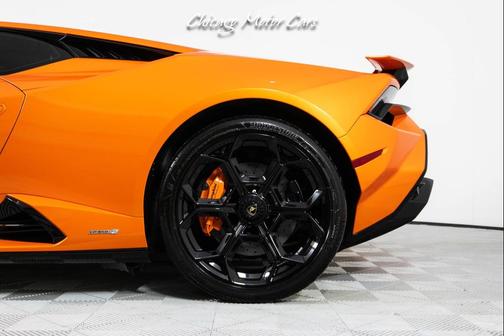 Arancio California 2023 Lamborghini Huracan Tecnica Coupe Arancio California Full PPF Carbon Ceramics Front Lift Sport Buckets