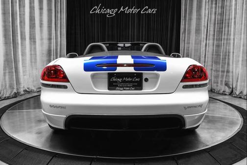 2005 Dodge Viper SRT10