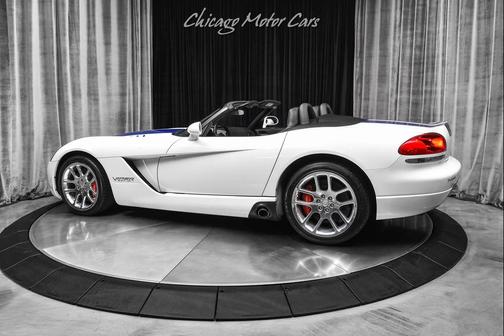 2005 Dodge Viper SRT10