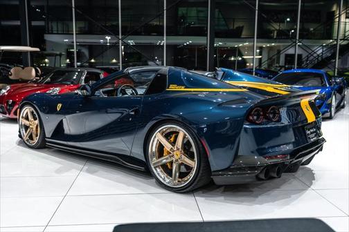 2021 Ferrari 812 GTS Convertible