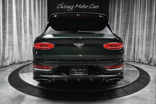 Green 2022 Bentley Bentayga Speed