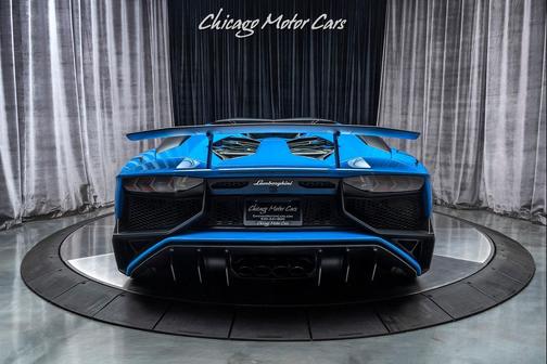 2017 Lamborghini Aventador LP750-4 Superveloce