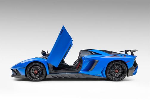 2017 Lamborghini Aventador LP750-4 Superveloce