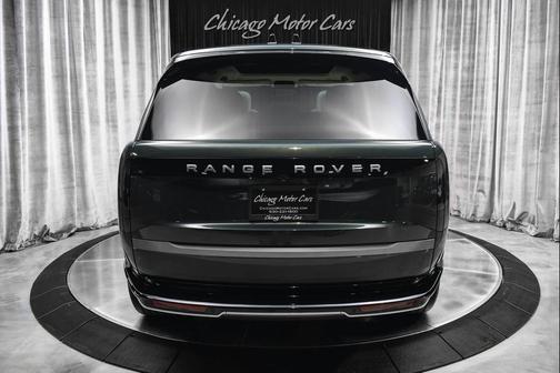 2025 Land Rover Range Rover P550e SE