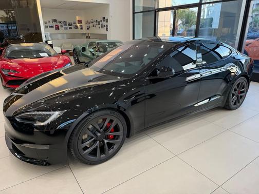 2024 Tesla Model S Plaid