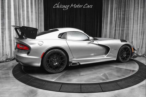 Billet Silver Metallic Clear Coat 2015 Dodge SRT Viper SRT