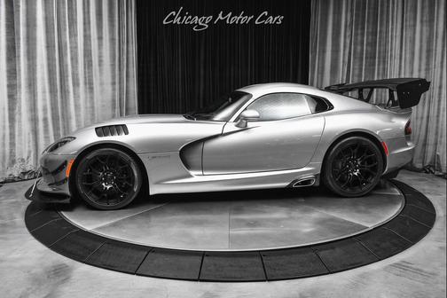 Billet Silver Metallic Clear Coat 2015 Dodge SRT Viper SRT