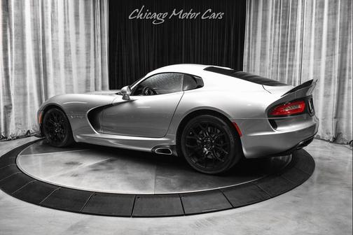 Billet Silver Metallic Clear Coat 2015 Dodge SRT Viper SRT