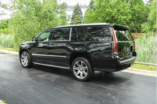 2017 Cadillac Escalade ESV Premium Luxury