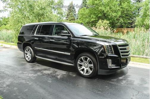 2017 Cadillac Escalade ESV Premium Luxury