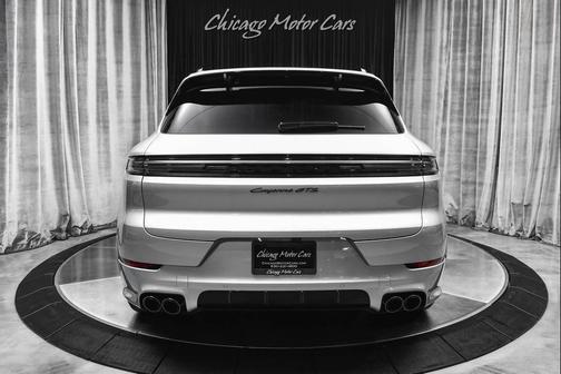 2025 Porsche Cayenne GTS